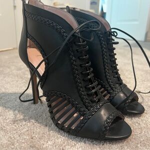 Size 7 Avec Les Filles leather shoes, never worn